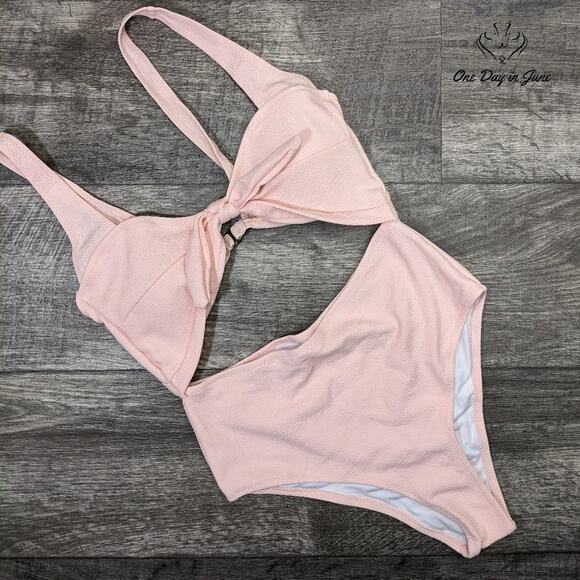 Tempt Me Knot Front Cut Out Textured One Piece Swimsuit Size M - Picture 1 of 4